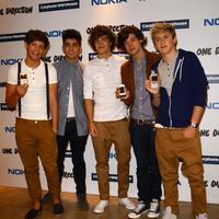 'One Direction' at a phone launch at Carphone Warehouse - Photos | Picture 101242